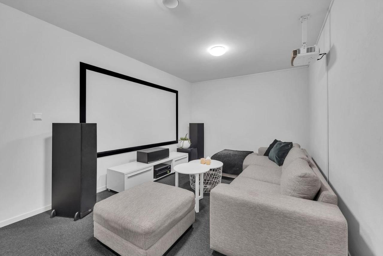 Kais Sauna, Jacuzzi, Cinema And Balcony House! Central Location 特罗姆瑟 外观 照片